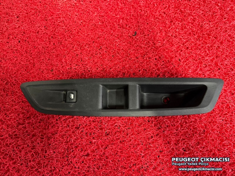 CİTROEN C4 X SAĞ ÖN CAM DÜĞMESİ 98044803ZD