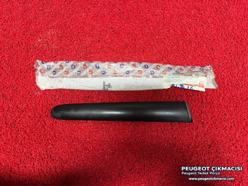PEUGEOT 206 ARKA ÇAMURLUK ÇITASI SAĞ 8547J6 9625098977