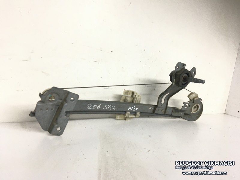 PEUGEOT 206 CAM KRİKOSU SAĞ ARKA PEUGEOT 206 CAM KRİKOSU SAĞ ARKA