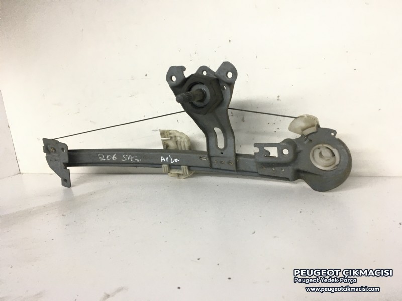PEUGEOT 206 CAM KRİKOSU SAĞ ARKA PEUGEOT 206 CAM KRİKOSU SAĞ ARKA