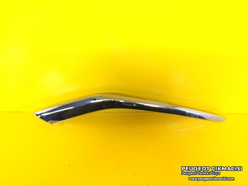 PEUGEOT 208 SOL SİS KAPAĞI KROMAJI
