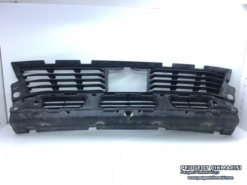PEUGEOT 3008 P84E ÖN TAMPON ALT IZGARASI 