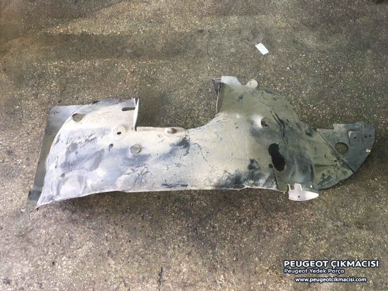 PEUGEOT 301 ÇAMURLUK DAVLUMBAZI SAĞ ÖN 
