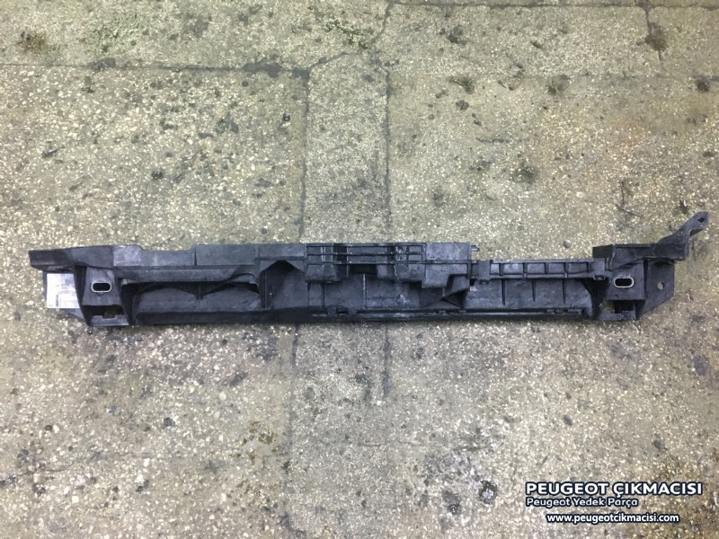 PEUGEOT 308 T9 ÖN PANEL TRAVERSİ 