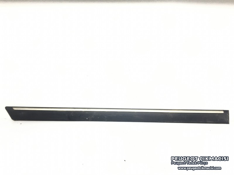 PEUGEOT 406 KAPI BANDI SAĞ ARKA 
