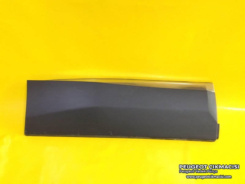 PEUGEOT 5008 P87E KAPI BANDI SAĞ ARKA 